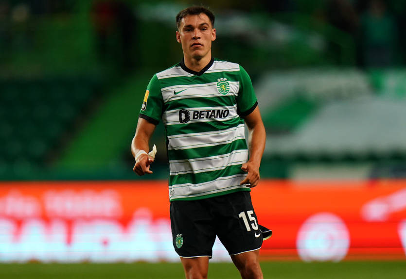 Спортинг исключил из состава своего дорогостоящего хавбека