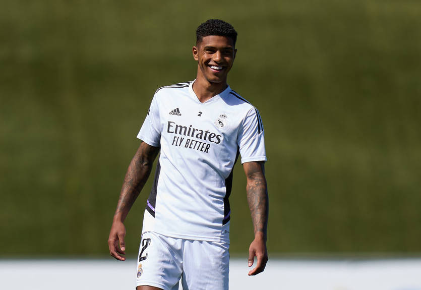 Защитник Шахтера может перебраться в чемпионат Португалии