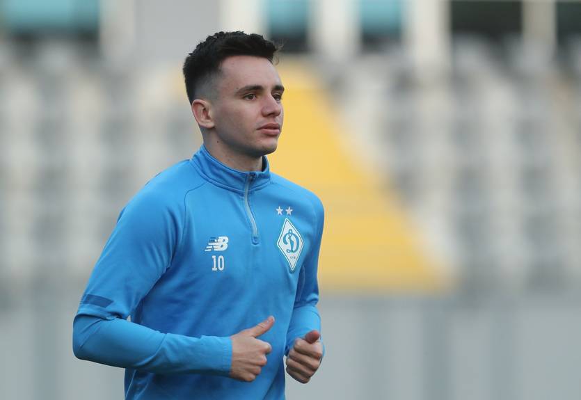 Хавбек Динамо похвастался патриотическим тату