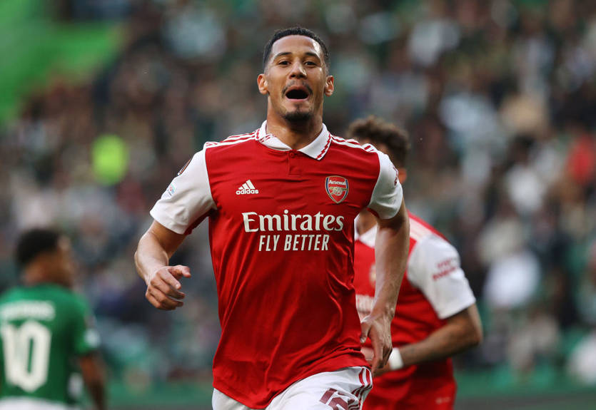 Арсенал согласовал новый контракт с основным защитником