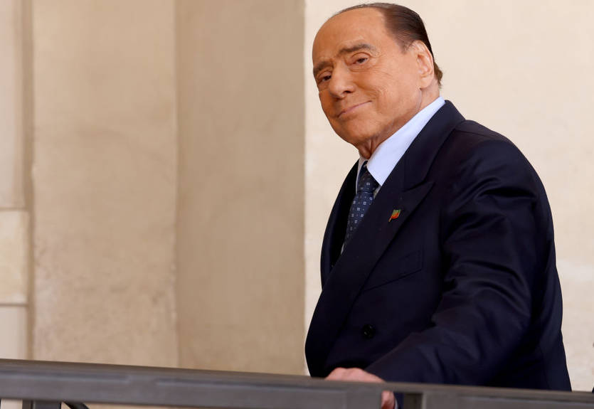 Помер легендарний президент Мілана Берлусконі