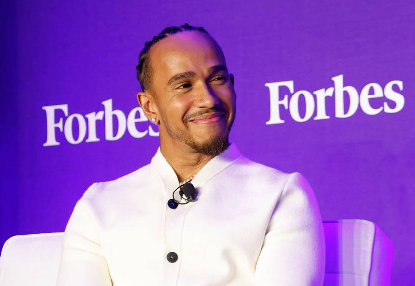 Хэмилтон может подписать контракт с Мерседес до Гран-при Канады