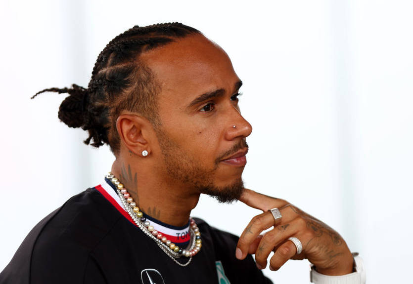 Гемілтон хоче "вивчити всі можливості" для розширення співпраці з Мерседес