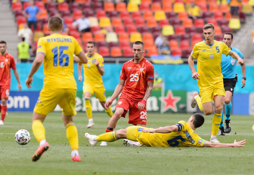 Украина при двух противоположных таймах обыграла Северную Македонию