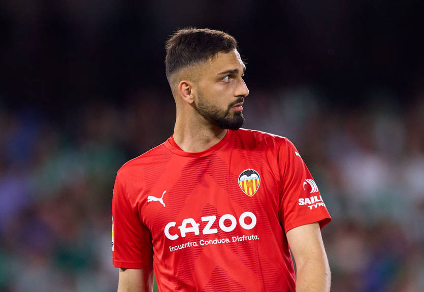 Спонсор Валенсии разорвал контракт с клубом из-за расистского скандала