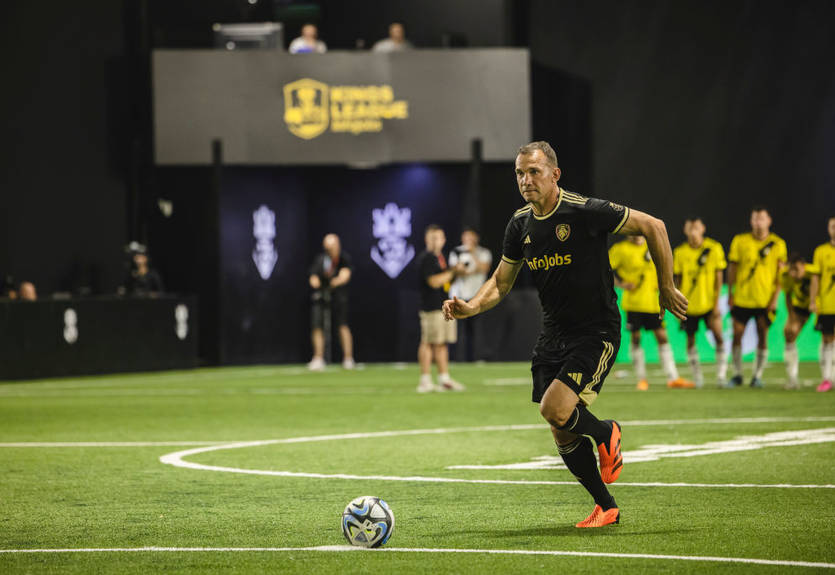 Шевченко не реализовал послематчевой "буллит" в матче Лиги, организованной Пике