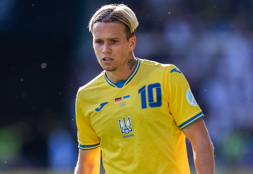 Мудрик прибув до розташування збірної України U-21, незважаючи на проблеми з ногою Мудрик прибув до розташування збірної України U-21, незважаючи на проблеми з ногою