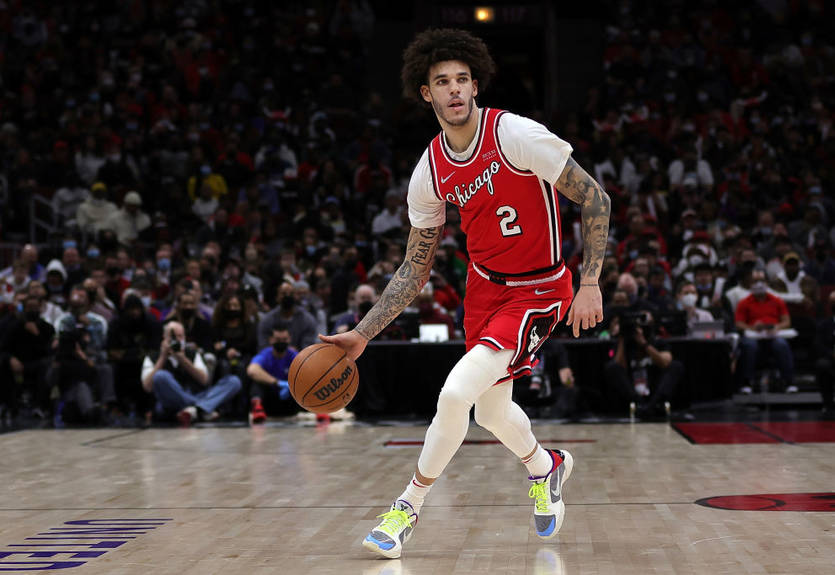 Генменеджер Чикаго підтвердив, що Лонзо Болл не зіграє наступного сезону Генменеджер Чикаго підтвердив, що Лонзо Болл не зіграє наступного сезону