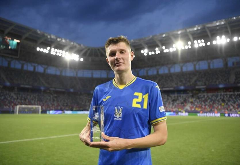 УЕФА назвала лучшего игрока матча Украина - Румыния