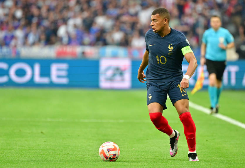 Реал начнет работу над трансфером Мбаппе в 2024 году