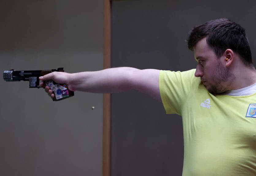 Юлія та Павло Коростильови виграють для України золото зі стрільби Юлія та Павло Коростильови виграють для України золото зі стрільби