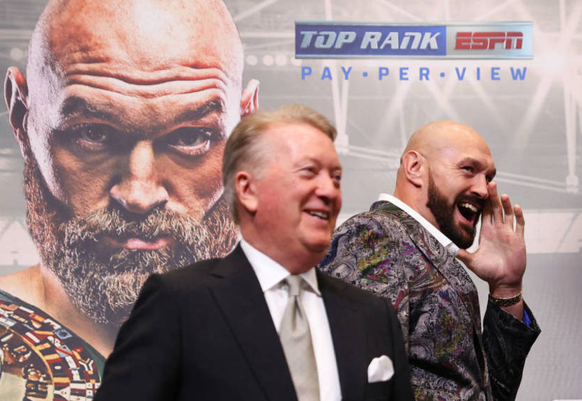 "Это огромный переворот в игре": Промоутер Фьюри заинтриговал заявлением о следующем бое