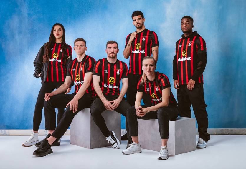 Борнмут із Забарним представив форму на новий сезон