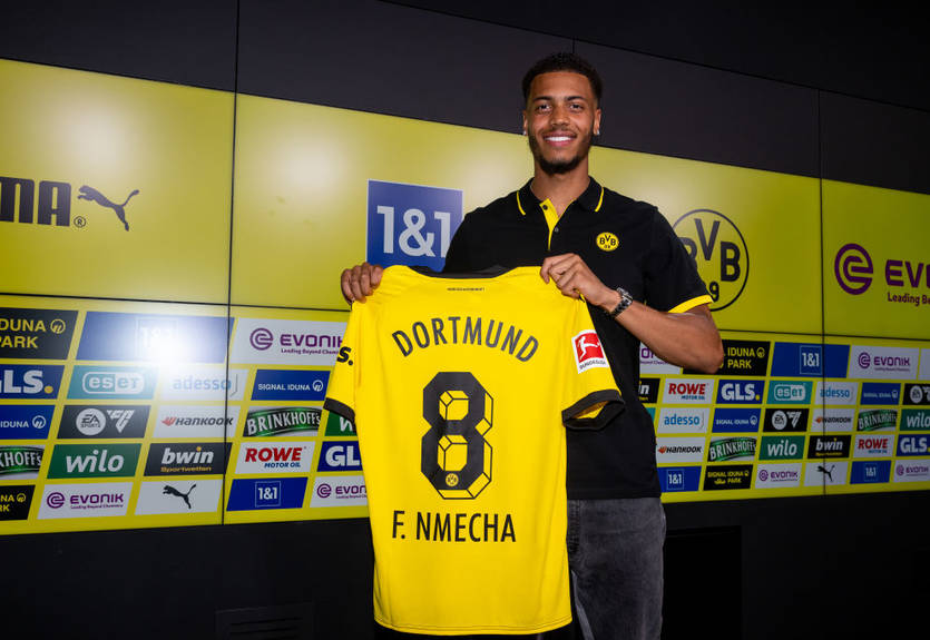 Боруссія оголосила про підписання хавбека Вольфсбурга