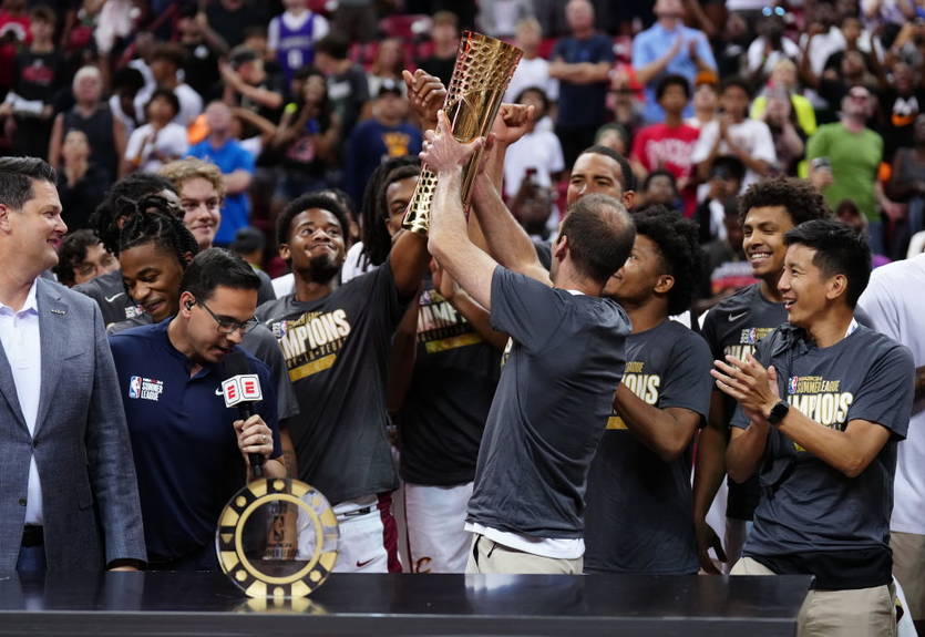 Летняя лига НБА: Кливленд - чемпион, обыграли в финале Хьюстон Летняя лига НБА: Кливленд - чемпион, обыграли в финале Хьюстон