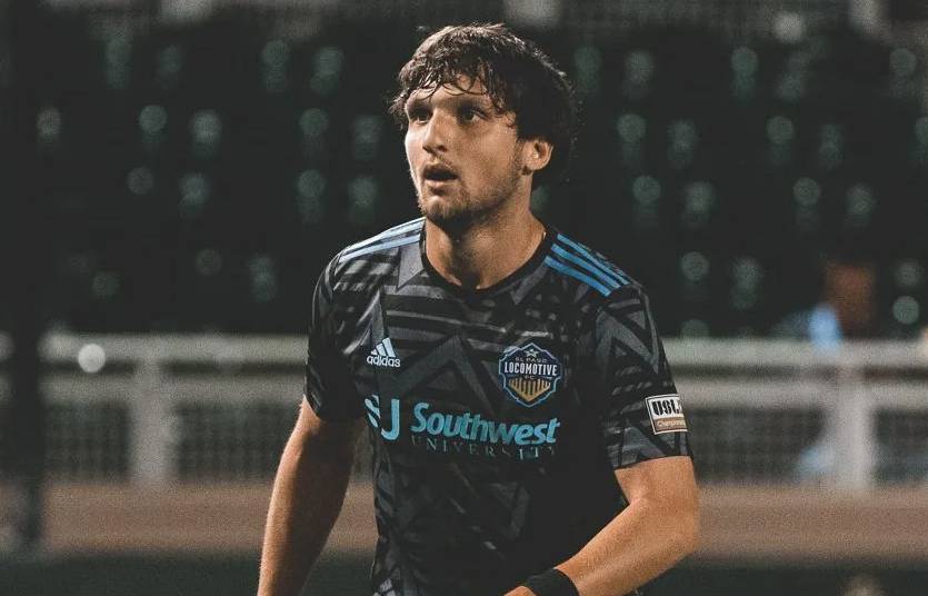 Артем Холод, eplocomotivefc.com