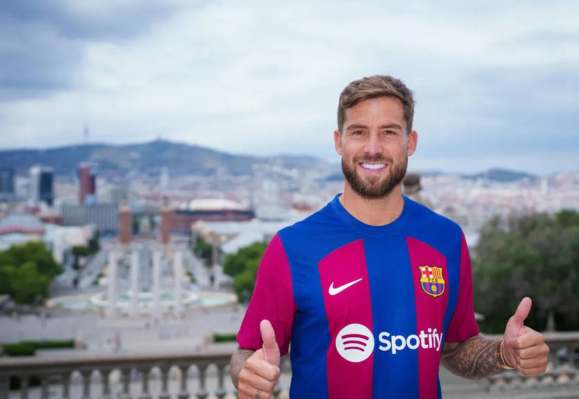 Офіційно: Іньїго Мартінес - гравець Барселони Офіційно: Іньїго Мартінес - гравець Барселони