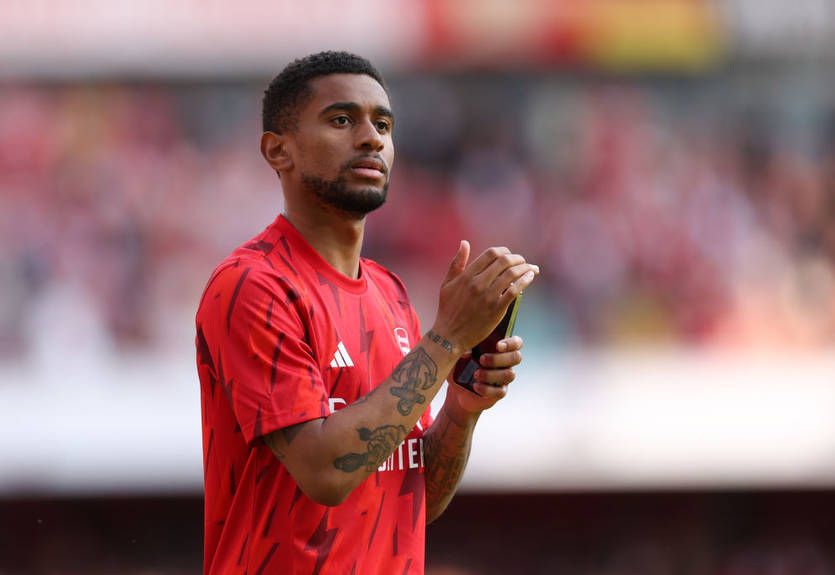 Арсенал объявил о продлении контракта со своим воспитанником Арсенал объявил о продлении контракта со своим воспитанником