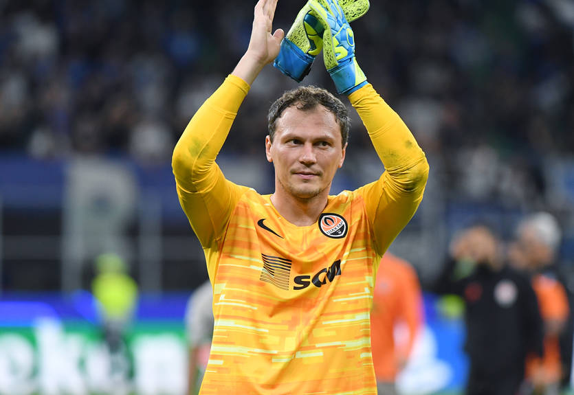 Пятов официально завершил карьеру футболиста