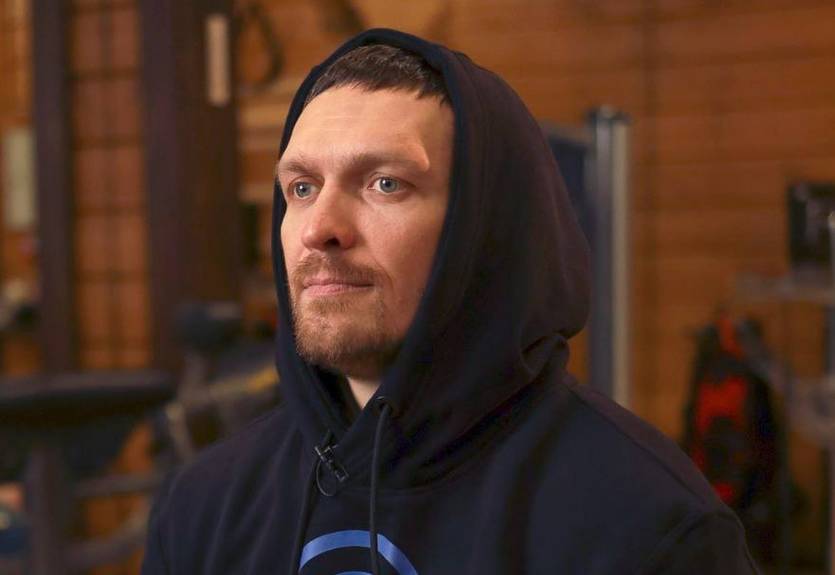 Усик - Дюбуа: видео первой битвы взглядов Усик - Дюбуа: видео первой битвы взглядов