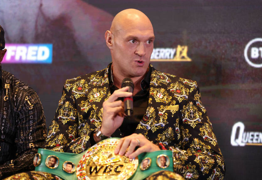 "Он так долго простаивает": Промоутер Усика призвал лишить Фьюри пояса WBC "Он так долго простаивает": Промоутер Усика призвал лишить Фьюри пояса WBC