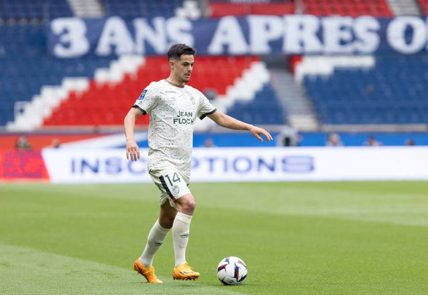 Борнмут Забарного підписав французького вінгера