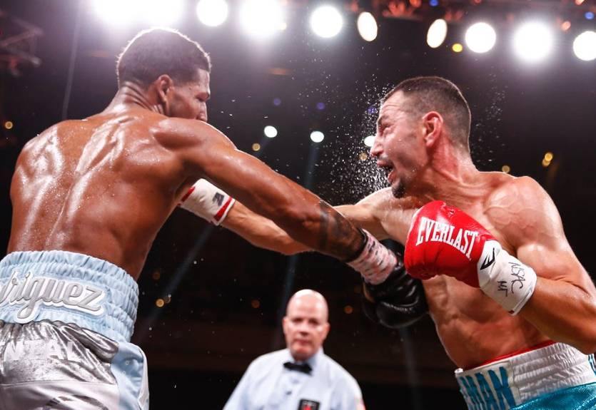 Постол потерпел досрочное поражение от доминиканского соперника