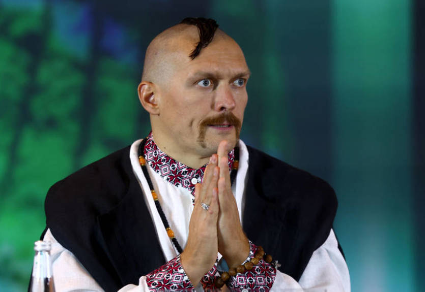 "Терпи, козак, Творець тебе шліфує": Усик опубликовал свой новый патриотический стих