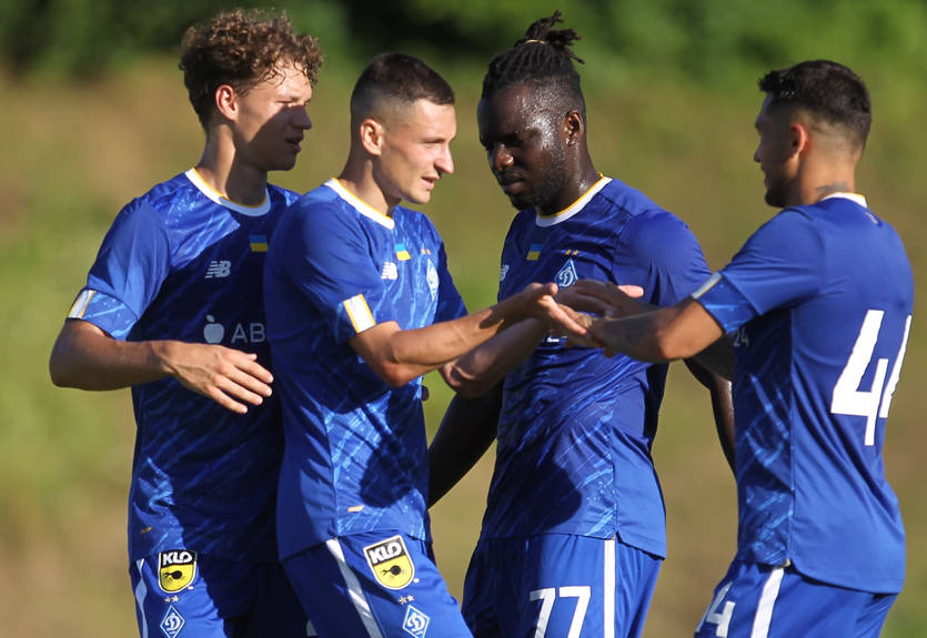 Динамо представило новую форму на следующий сезон