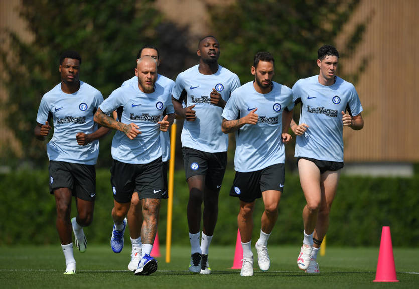 Руководство Интера попросило ультрас не протестовать ввиду подписания экс-игрока Ювентуса Руководство Интера попросило ультрас не протестовать ввиду подписания экс-игрока Ювентуса