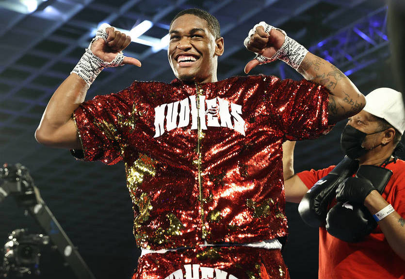 Американский проспект сделал прогноз на бой Усик - Дюбуа