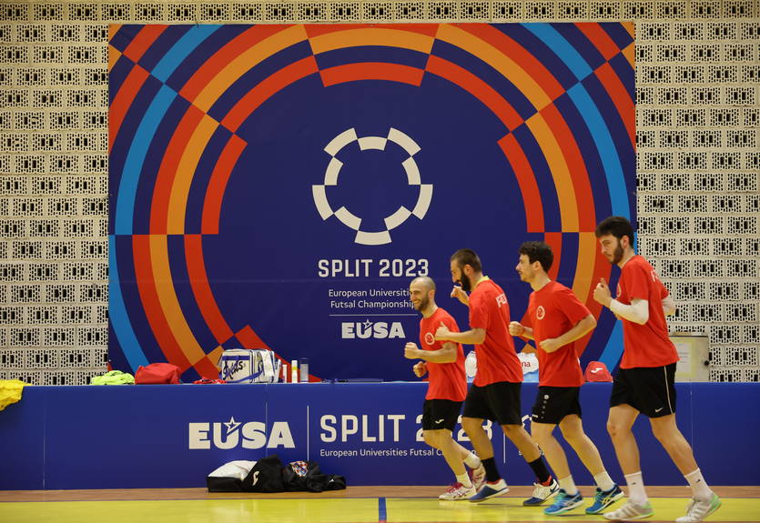 Євро-2023 з футзалу серед ВНЗ: чоловіча команда стала чемпіоном, жіноча - срібним призером Євро-2023 з футзалу серед ВНЗ: чоловіча команда стала чемпіоном, жіноча - срібним призером
