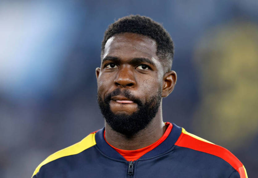 Милий курйоз: Пес став зіркою презентації чемпіона світу в новому клубі Милий курйоз: Пес став зіркою презентації чемпіона світу в новому клубі