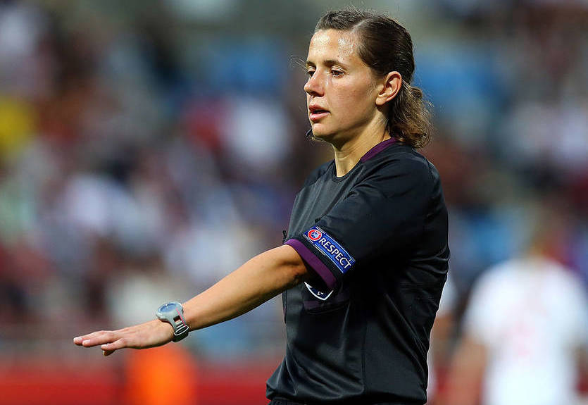 Монзуль и нововведение ФИФА: украинка засчитала гол и объяснила стадиону почему