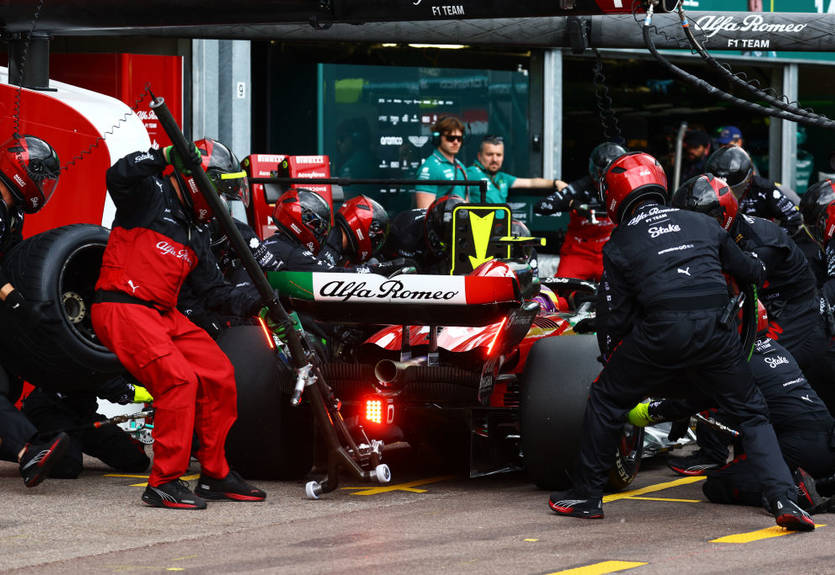 Альфа Ромео представила спонсорську ліврею