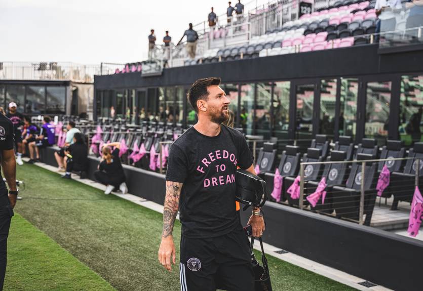 Дубль и ассист: Месси помог Интер Майами разгромить соперника