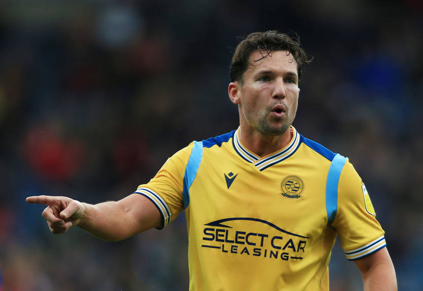 Чемпіон АПЛ та екс-хавбек Челсі шокував соцмережі своєю новою зачіскою Чемпіон АПЛ та екс-хавбек Челсі шокував соцмережі своєю новою зачіскою