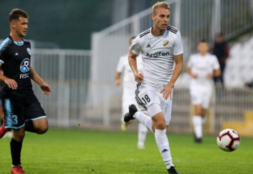 Зоря заявила на сезон сербського півзахисника Зоря заявила на сезон сербського півзахисника