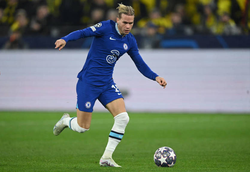 Мудрик помог Челси избежать поражения в матче с Боруссией Дортмунд