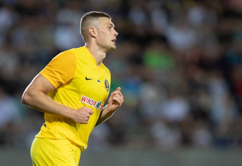 "День-два і ситуацію буде вирішено": У Дніпрі-1 прокоментували перехід Довбика в Жирону