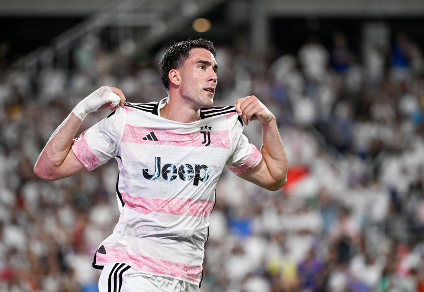 Ювентус назвал условия для обмена Влаховича на Лукаку