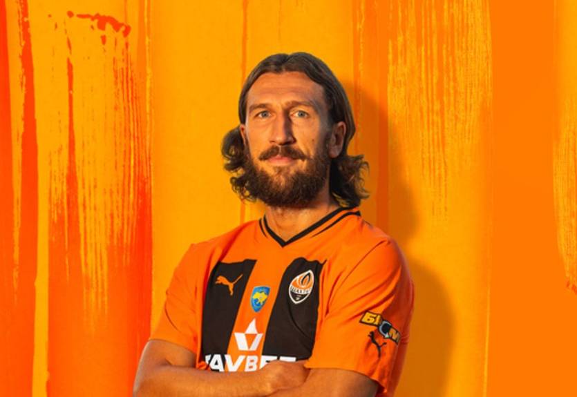 Чигринский официально вернулся в Шахтер