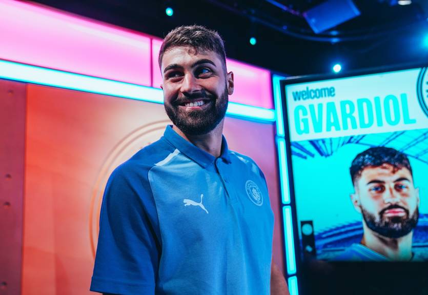 Манчестер Сити объявил о трансфере Гвардиола из РБ Лейпциг