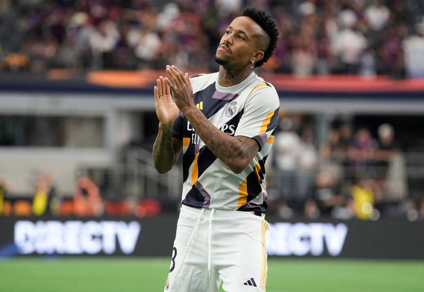 Сосредоточился на футболе: Защитник Реала порвал с горячей блогершей