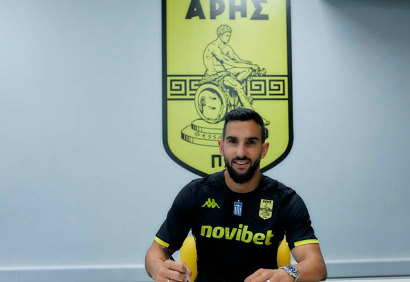 Екс-захисник Барселони перейшов у клуб, який зіграє з Динамо в Лізі конференцій