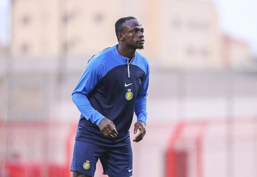 Мане поділився враженнями про гру з Роналду