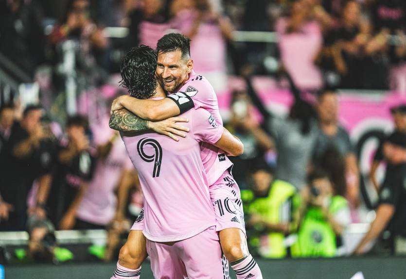 Інтер Маямі розгромив суперника і вийшов у півфінал Кубка ліг, Мессі поставив крапку Інтер Маямі розгромив суперника і вийшов у півфінал Кубка ліг, Мессі поставив крапку