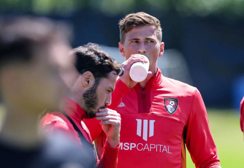 Борнмут з Забарним зіграв внічию проти Вест Гема Борнмут з Забарним зіграв внічию проти Вест Гема