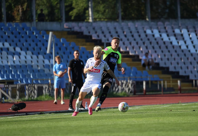 Полісся в меншості втримало перемогу над ЛНЗ