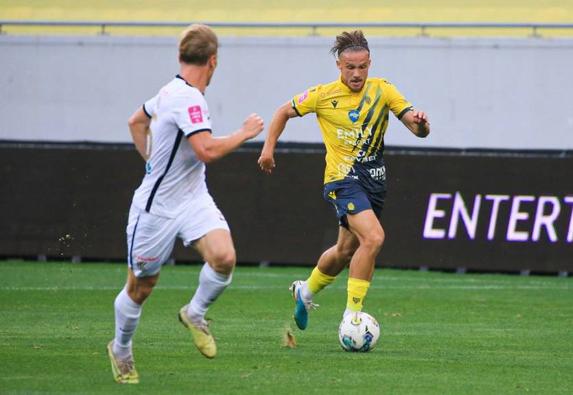 Рух и Колос прервали свои победные серии, сыграв вничью